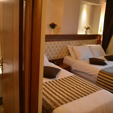 Otel Seven Days - 3*