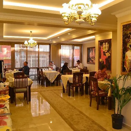 Hotel Seven Days - 3*