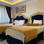 Hotell Seven Days - 3*