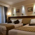Seven Days - Hotell
