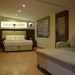 Seven Days - Hotell