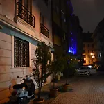 Seven Days - Hotell