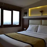 Seven Days - Hotell