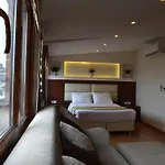 Seven Days - Hotell