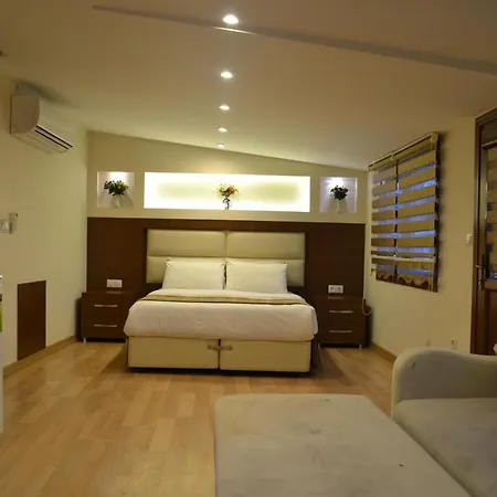 Seven Days - Hotel Istambul